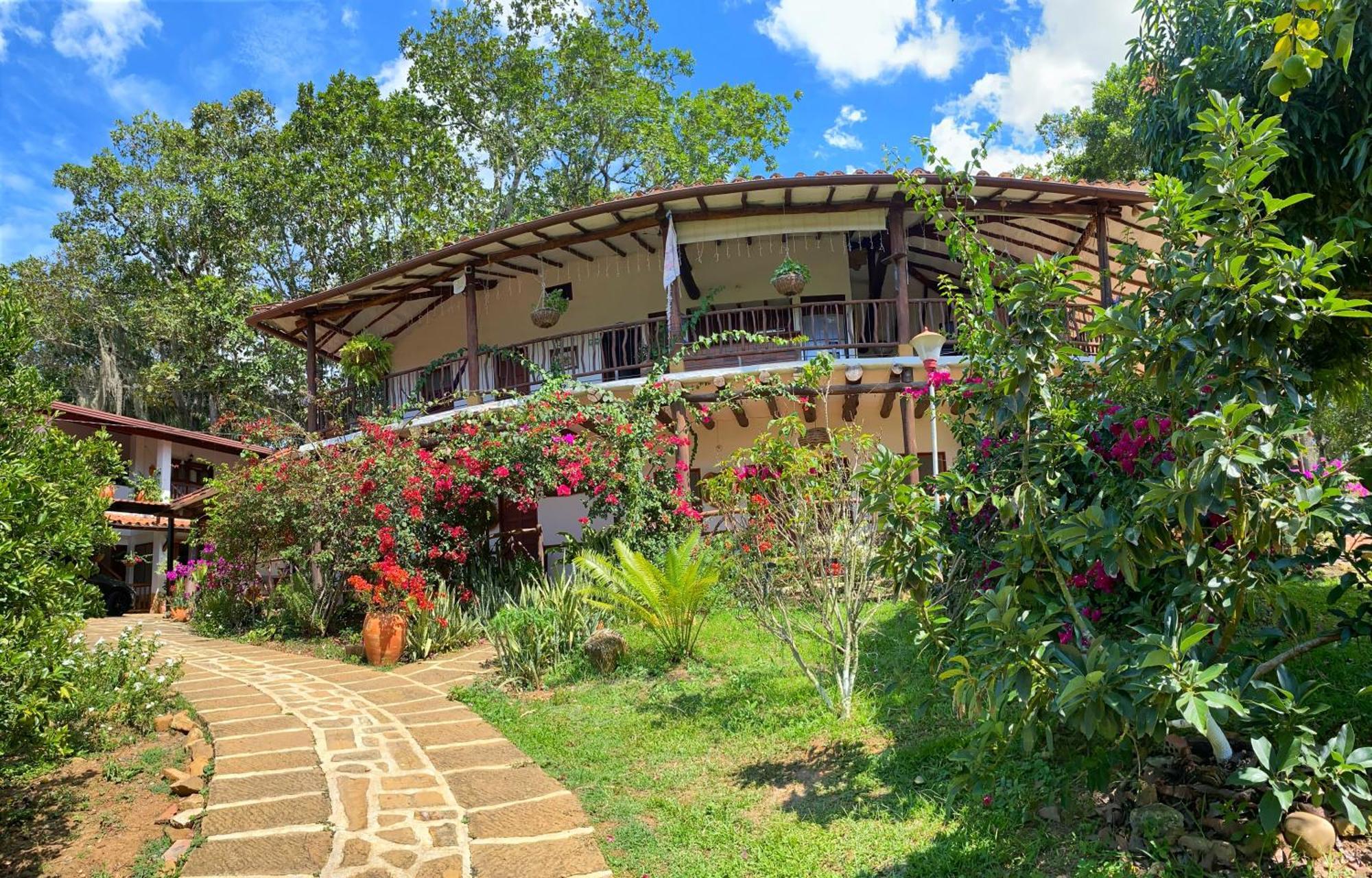 בריצ'ארה Hostal Villa San Rafael מראה חיצוני תמונה